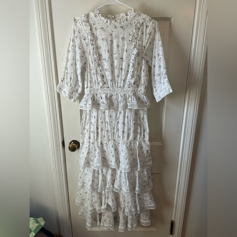 Lulus Bouquet for You white floral print tiered midi dress